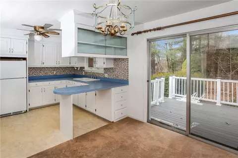 32 Old Post Rd, Westerly, RI 02891 photo 4