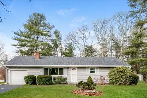 32 Old Post Rd, Westerly, RI 02891 photo 1