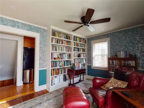 362 Forest Ave, Middletown, RI 02842 photo 7
