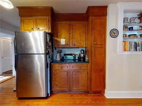362 Forest Ave, Middletown, RI 02842 photo 21