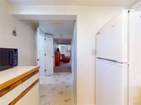 362 Forest Ave, Middletown, RI 02842 photo 33