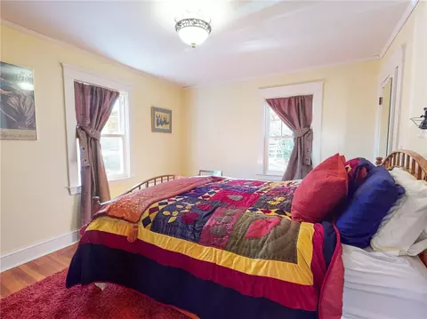 362 Forest Ave, Middletown, RI 02842 photo 23