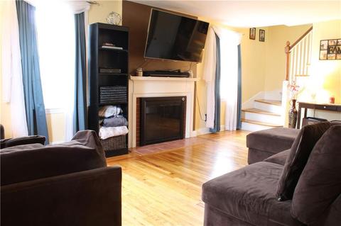 102 Pilgrim Dr, Warwick, RI 02888 photo 16