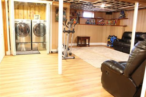 102 Pilgrim Dr, Warwick, RI 02888 photo 17