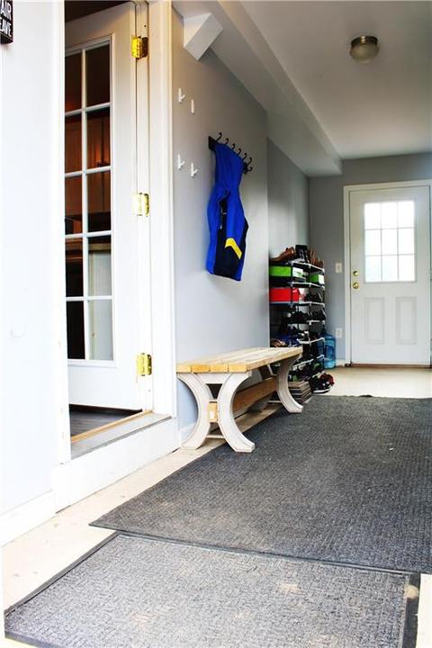 102 Pilgrim Dr, Warwick, RI 02888 photo 7