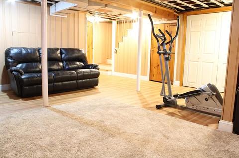 102 Pilgrim Dr, Warwick, RI 02888 photo 18