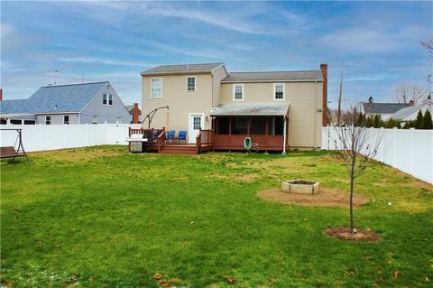 102 Pilgrim Dr, Warwick, RI 02888 photo 6