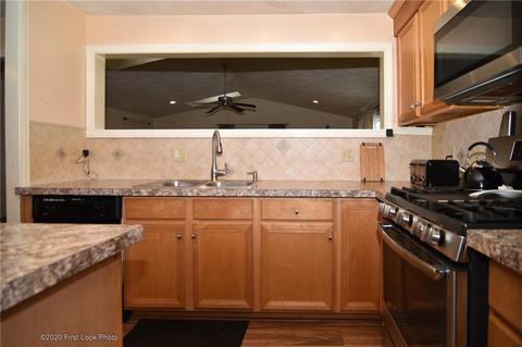 115 Eastgate Dr, Warwick, RI 02886 photo 14