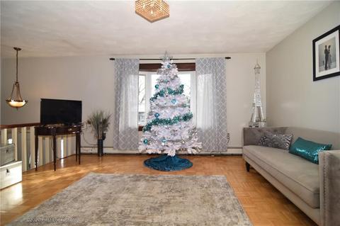 115 Eastgate Dr, Warwick, RI 02886 photo 3