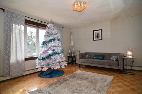 115 Eastgate Dr, Warwick, RI 02886 photo 4
