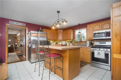 1074 Cedar Swamp Rd, Warwick, RI 02889 photo 8