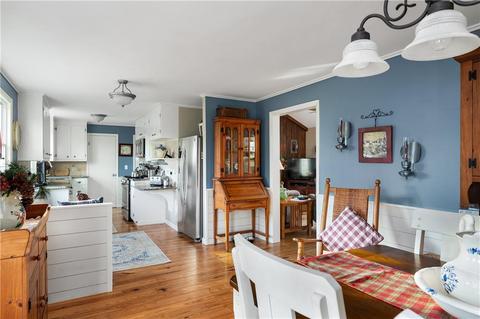 132 Northbridge Ave, Warwick, RI 02886 photo 9