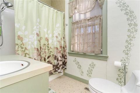 141 Post Rd, Warwick, RI 02888 photo 12