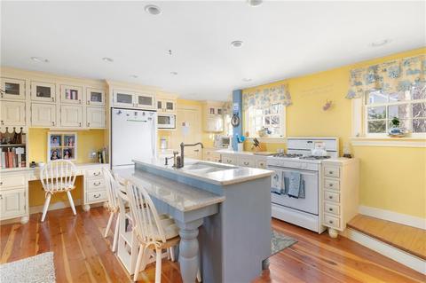 141 Post Rd, Warwick, RI 02888 photo 18