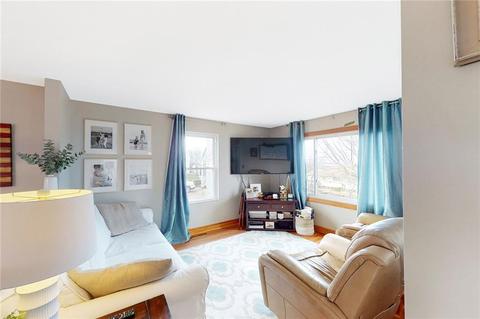 36 Cows Path Rd, Middletown, RI 02842 photo 8