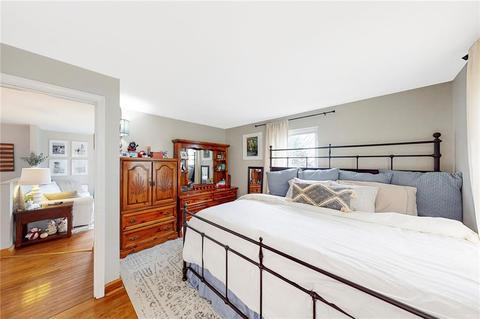 36 Cows Path Rd, Middletown, RI 02842 photo 10