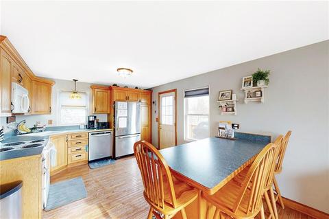 36 Cows Path Rd, Middletown, RI 02842 photo 4