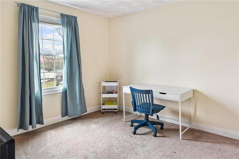29 Sunny View Ct, Warwick, RI 02886 photo 17