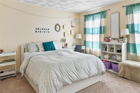 29 Sunny View Ct, Warwick, RI 02886 photo 18