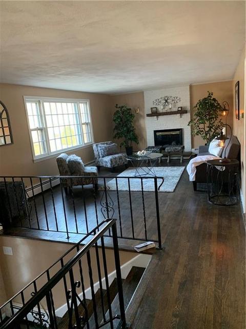 78 Marshall Ave, Warwick, RI 02886 photo 4
