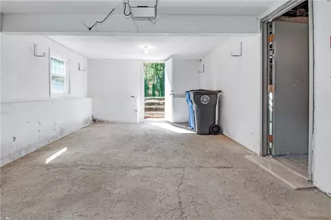 52 Mohawk Trl, Cranston, RI 02921 photo 15