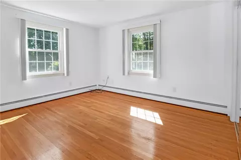 52 Mohawk Trl, Cranston, RI 02921 photo 11
