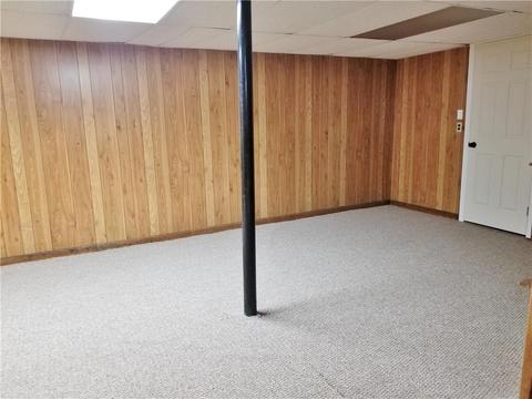 4 Rollins Rd, Warwick, RI 02889 photo 9