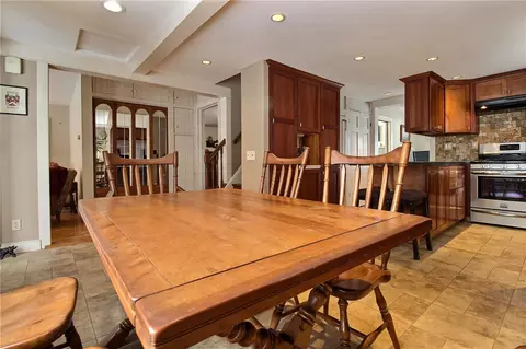 7 Spring St, Westerly, RI 02891 photo 9