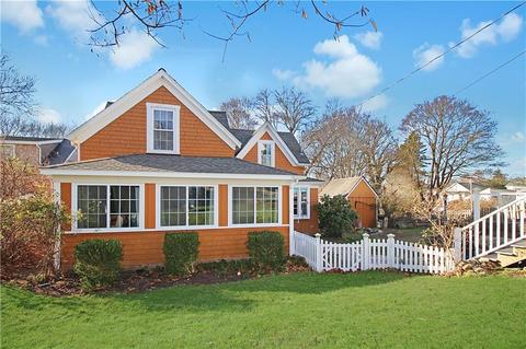 7 Spring St, Westerly, RI 02891 photo 2