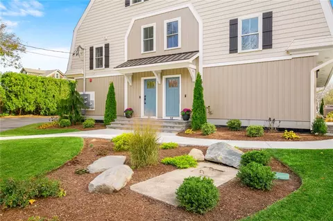 32 Lighthouse Ln, Warwick, RI 02889 photo 17