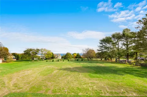32 Lighthouse Ln, Warwick, RI 02889 photo 12