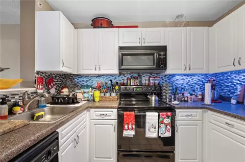 104 Mill St #304, Woonsocket, RI 02895 photo 6