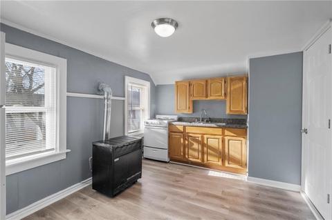 36 Eton Ave, Warwick, RI 02886 photo 12