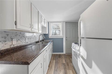36 Eton Ave, Warwick, RI 02886 photo 6