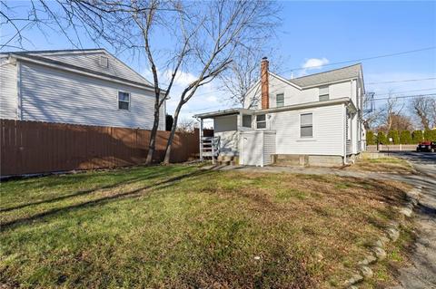36 Eton Ave, Warwick, RI 02886 photo 4