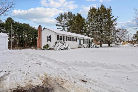 73 Adelaide Dr, Glocester, RI 02814 photo 2