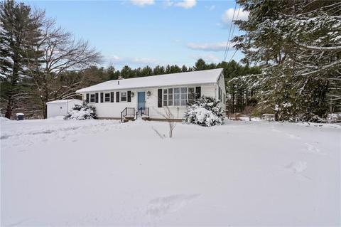 73 Adelaide Dr, Glocester, RI 02814 photo 4