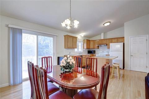 7 Spuchy Dr, Westerly, RI 02891 photo 12