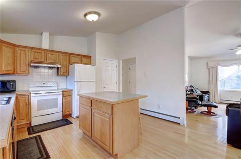 7 Spuchy Dr, Westerly, RI 02891 photo 6