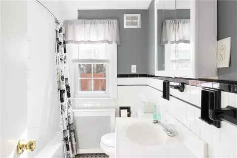 71 Harmony Ct, Warwick, RI 02889 photo 22