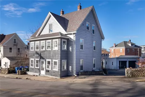 55 Pleasant St, Westerly, RI 02891 photo 1