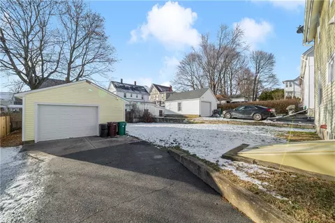 43 Vine St, Woonsocket, RI 02895 photo 26