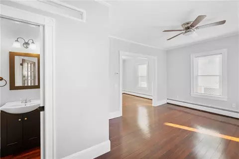 43 Vine St, Woonsocket, RI 02895 photo 13