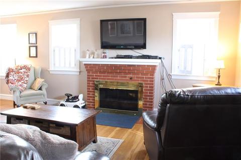 40 Brewster Dr, Warwick, RI 02889 photo 20