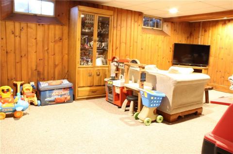 40 Brewster Dr, Warwick, RI 02889 photo 31
