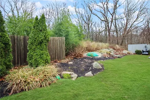 45 Oak St, Westerly, RI 02891 photo 7