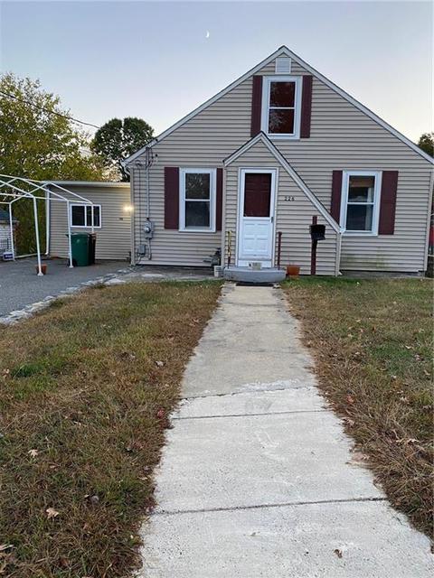 226 Bertenshaw Rd, Woonsocket, RI 02895 photo 1