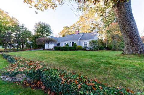 15 Apple Tree Ln, Warwick, RI 02888 photo 6