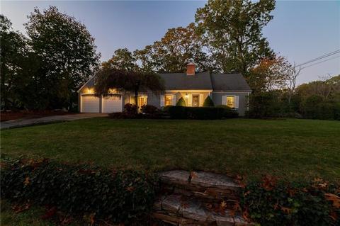 15 Apple Tree Ln, Warwick, RI 02888 photo 1