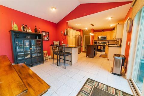 15 Apple Tree Ln, Warwick, RI 02888 photo 18